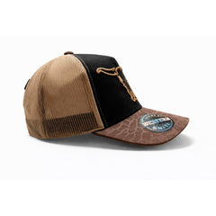 Gorra Trucker Livestock Black Dominion Cráneo Toro Jaripeo