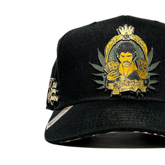 VAGO Style CARO COMO QUINTERO Gorra Unica Artesanal Negra Ajustable con Visera Curva con Estampado B