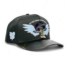 VAGO Style EL AZUL Gorra Unica Artesanal Negra Ajustable con Visera Curva Negra Imitación Piel-Unita