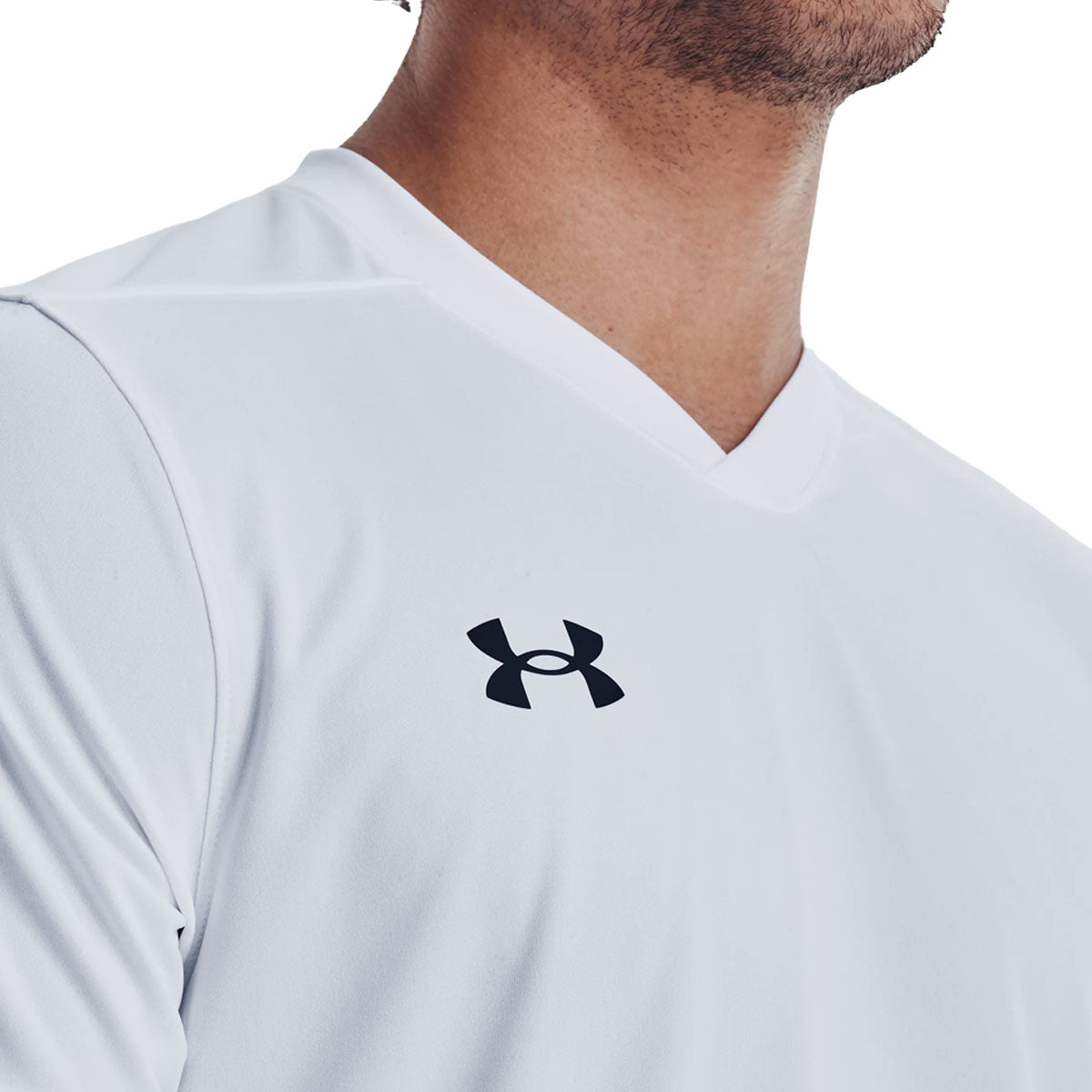 Playera Deportiva Under Armour Maquina Hombre 1270926 100 - Blanco M