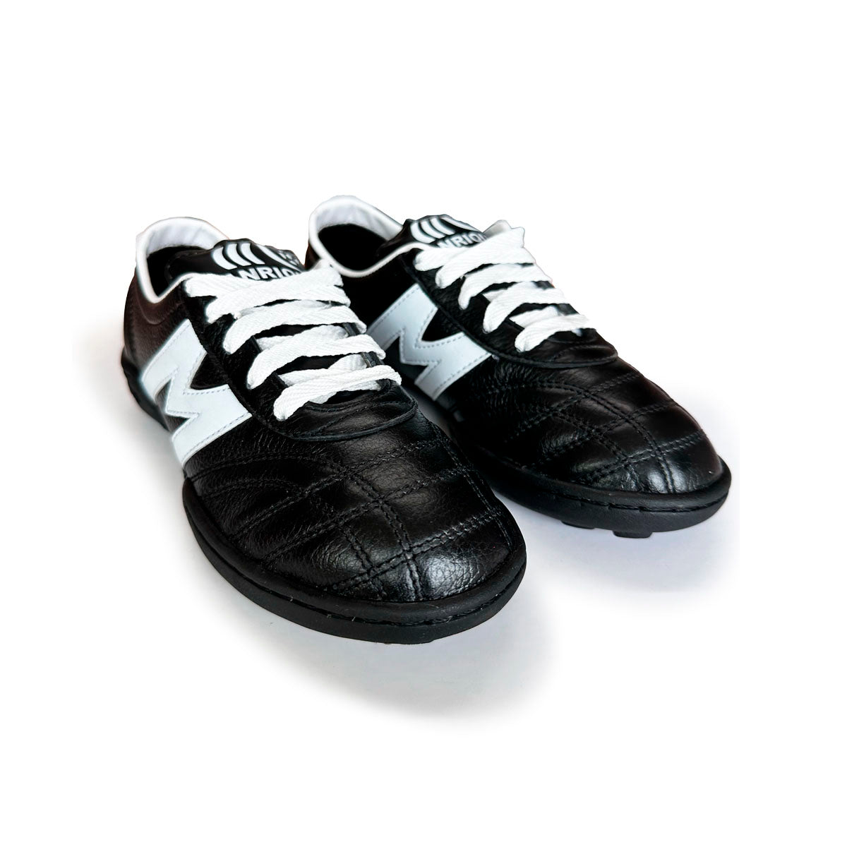 Tenis de fútbol rapido MANRIQUEZ para Niño MID TM Negro/Blanco 21 MX