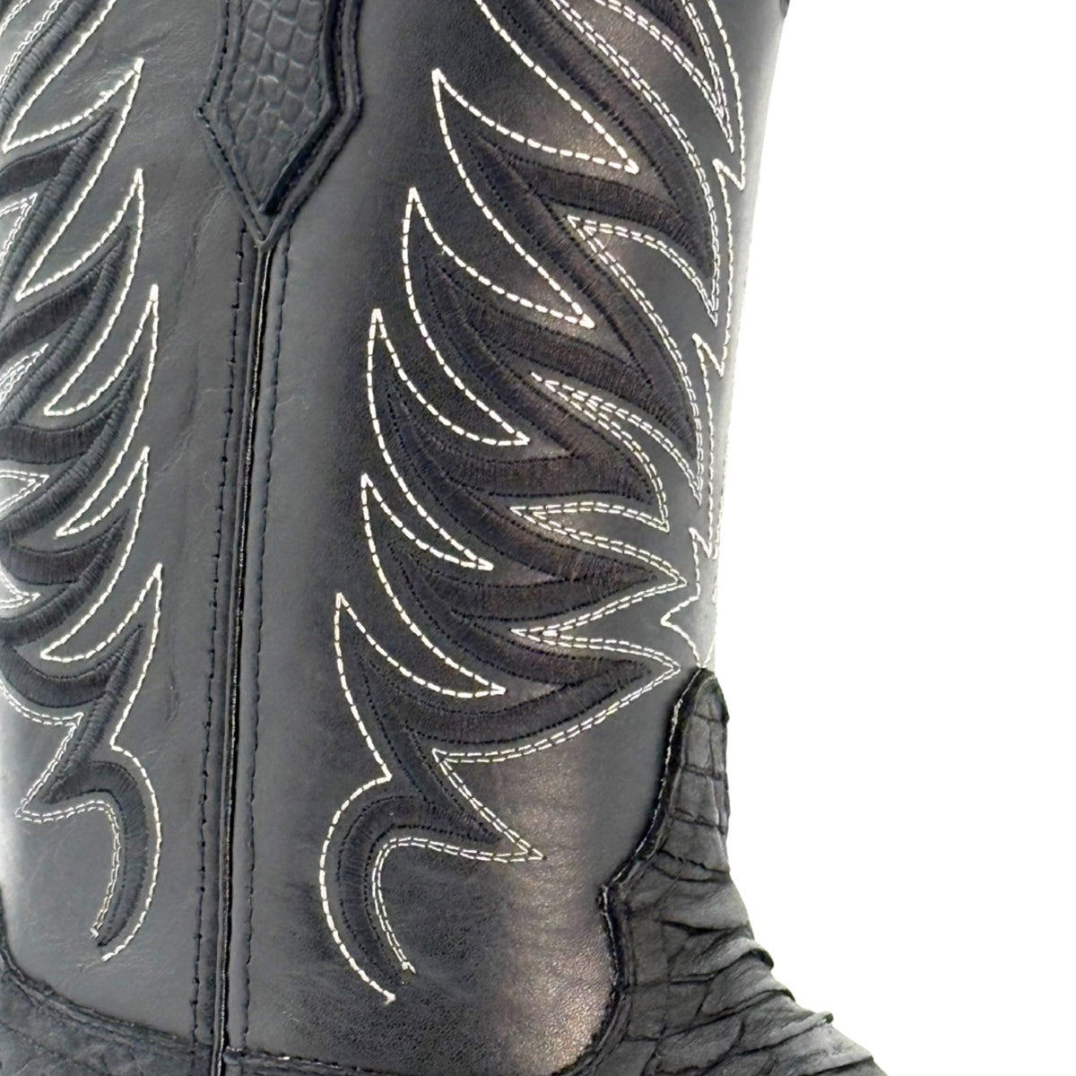 Bota vaquera piel grabado phyton negra Calzado del Bajío-28