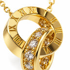 Collar Cronos & Luz Oro 18k Elegancia y Tiempo