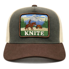 Gorra Knite Mountain Basic Trucker Montaña Vaquero Ajustable Color Marrón Oscuro Diseño De La Tela Lisa Talla Un