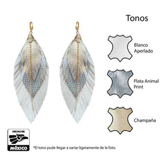 Aretes Largos Pluma Color Perla Cuero Baño De Oro Vangania Blanco
