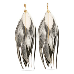 Aretes Colgantes Piel Larga 17 Cm Vangania Con Cadena Dorada 18k