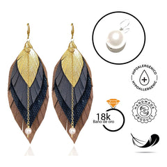 Aretes Pluma De Cuero Mediano Mocha Vangania Baño Oro Caqui
