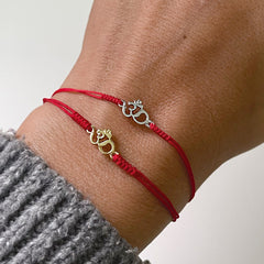 Pulsera Roja Vangania Om Oro Joyería Unisex Color Dorado Diámetro 18 Cm Largo 20 Cm