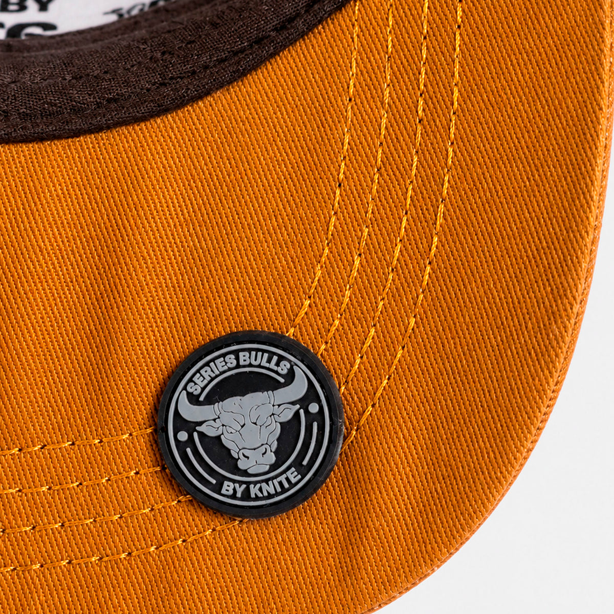 Gorra Hombre Bulls Trucker Vaquero Wild and West 1974 Beige
