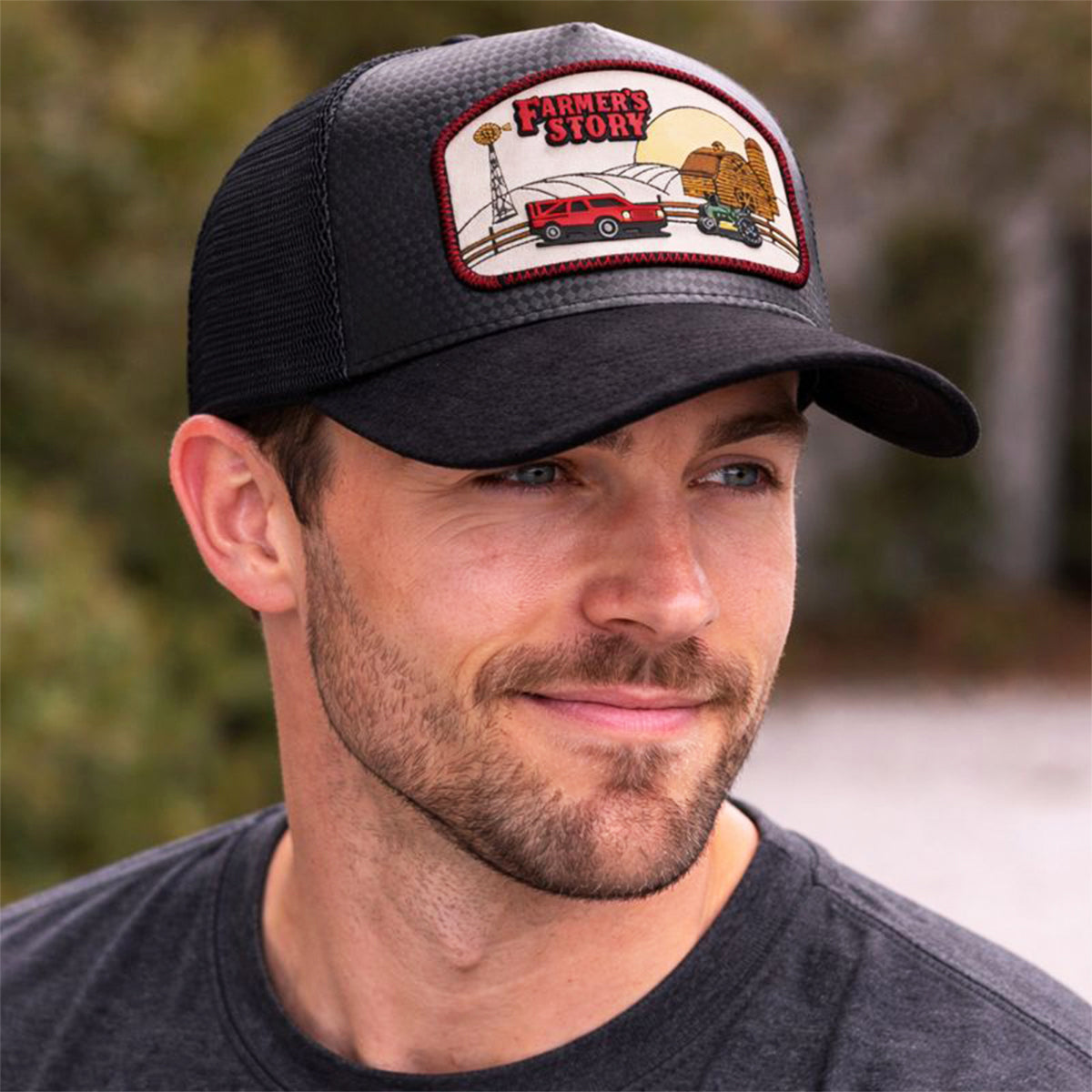 Gorra Barn Red Trucker Ajustable Estilo Granja Farmer Agro gris