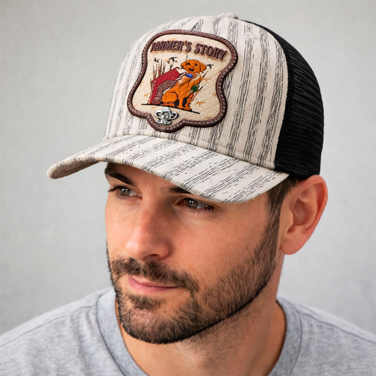 Gorra Knite Farmer Dog Yellow Trucker Ajustable Western blanco