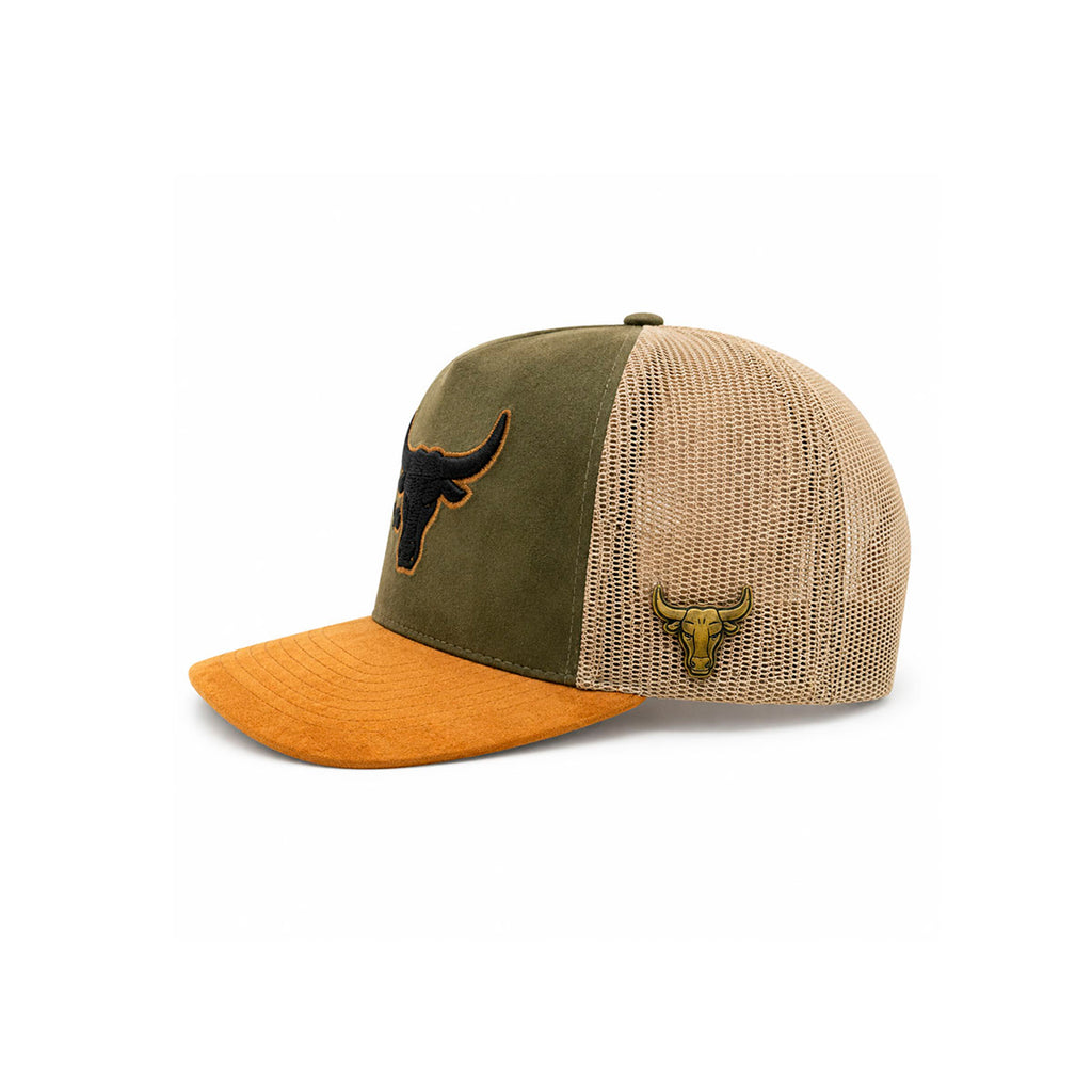 Gorra Trucker Caballero Bull Horns Bordada Livestock verde