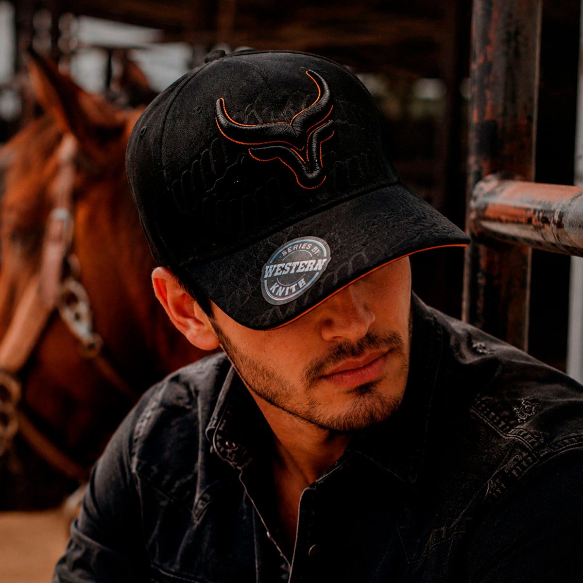 Gorra Rodeo Legend Knite Bull Hombre Trucker Vaquera Malla