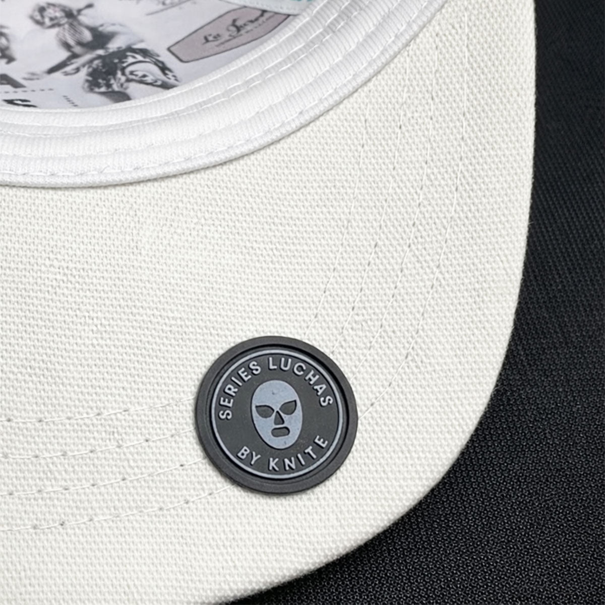 Gorra Trucker Ajustable Lucha Libre Sagrada Máscara