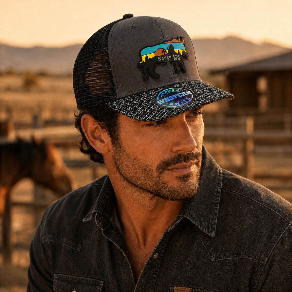 Gorra Hombre Knite Desert Longhorn Trucker Negro Vaquera