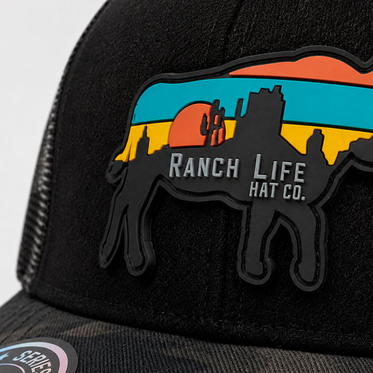 Gorra Hombre Knite Desert Longhorn Trucker Negro Vaquera
