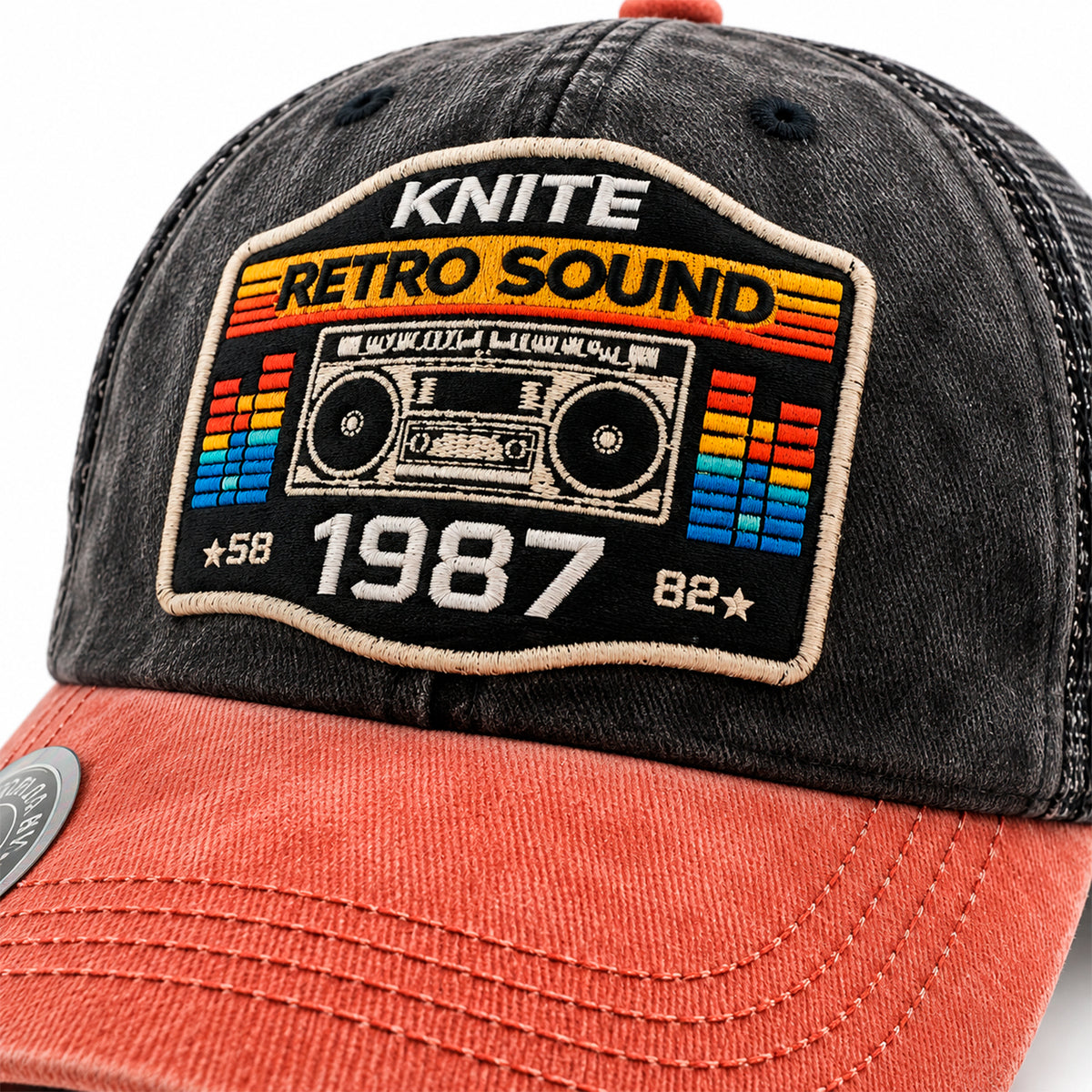 Gorra Knite Retro Sound Trucker Hombre Negra Roja Básica