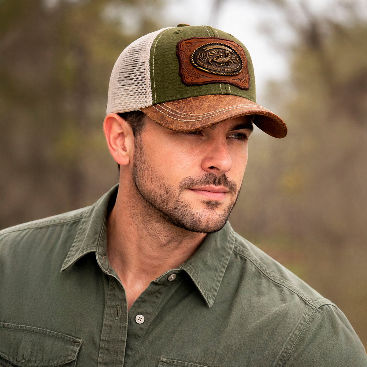 Gorra Trucker Vaquera Alacrán Herraje Metálico Rancho