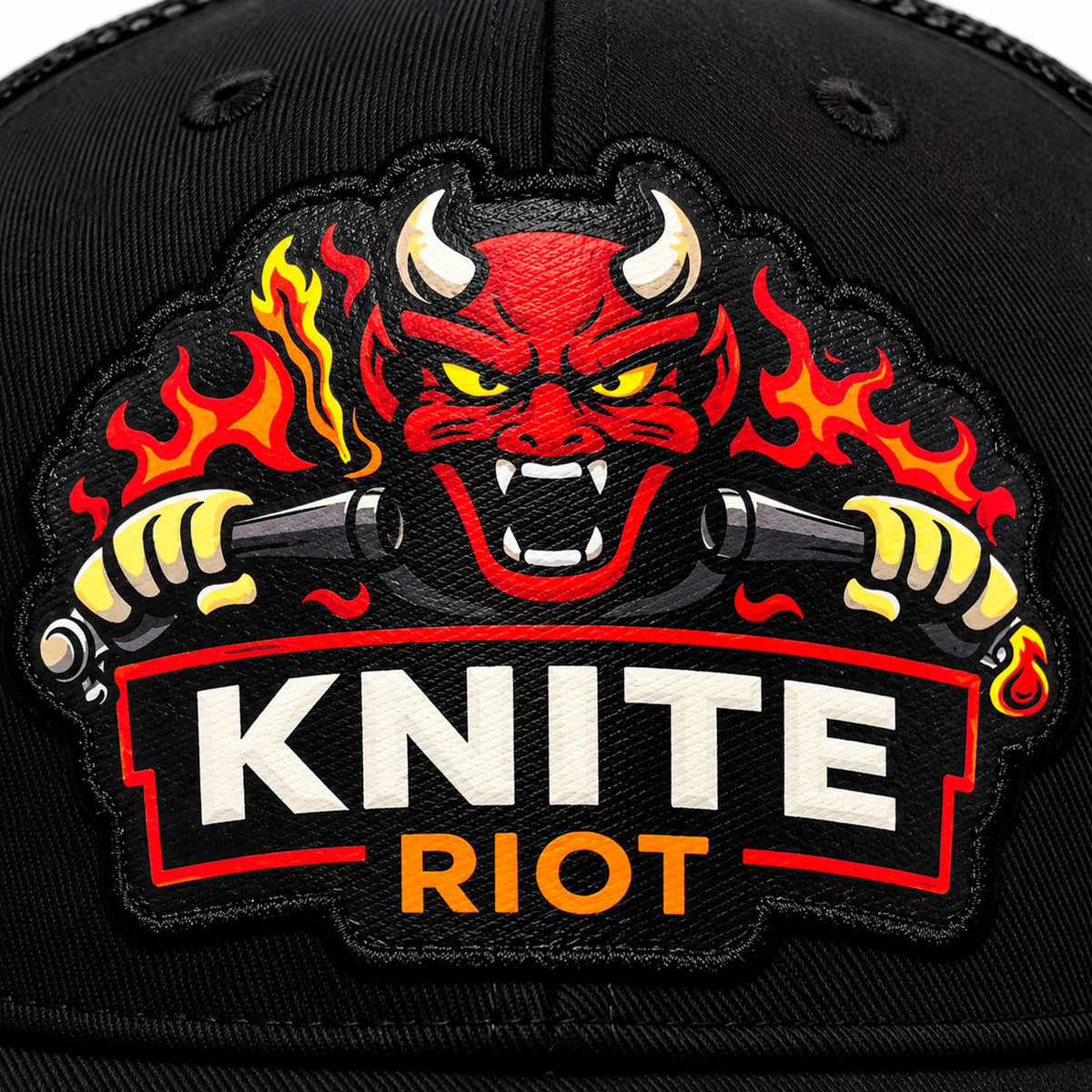 Gorra Knite Skate Snapback Hombre Inferno Riot Negra Impreso