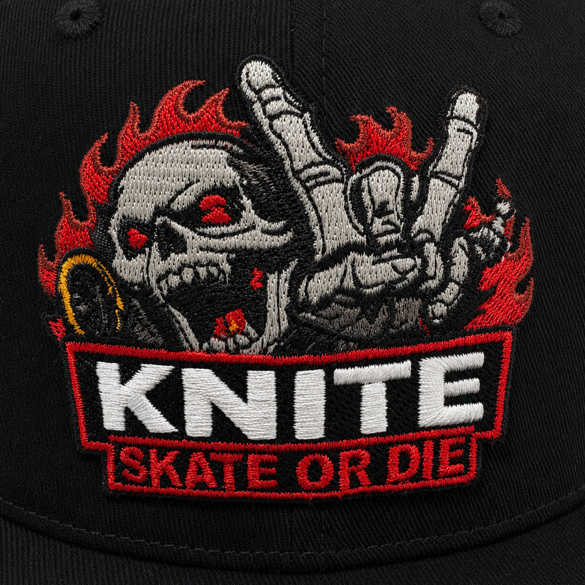 Gorra Bordada Negra Para Hombre KNITE Skate or Die Skate