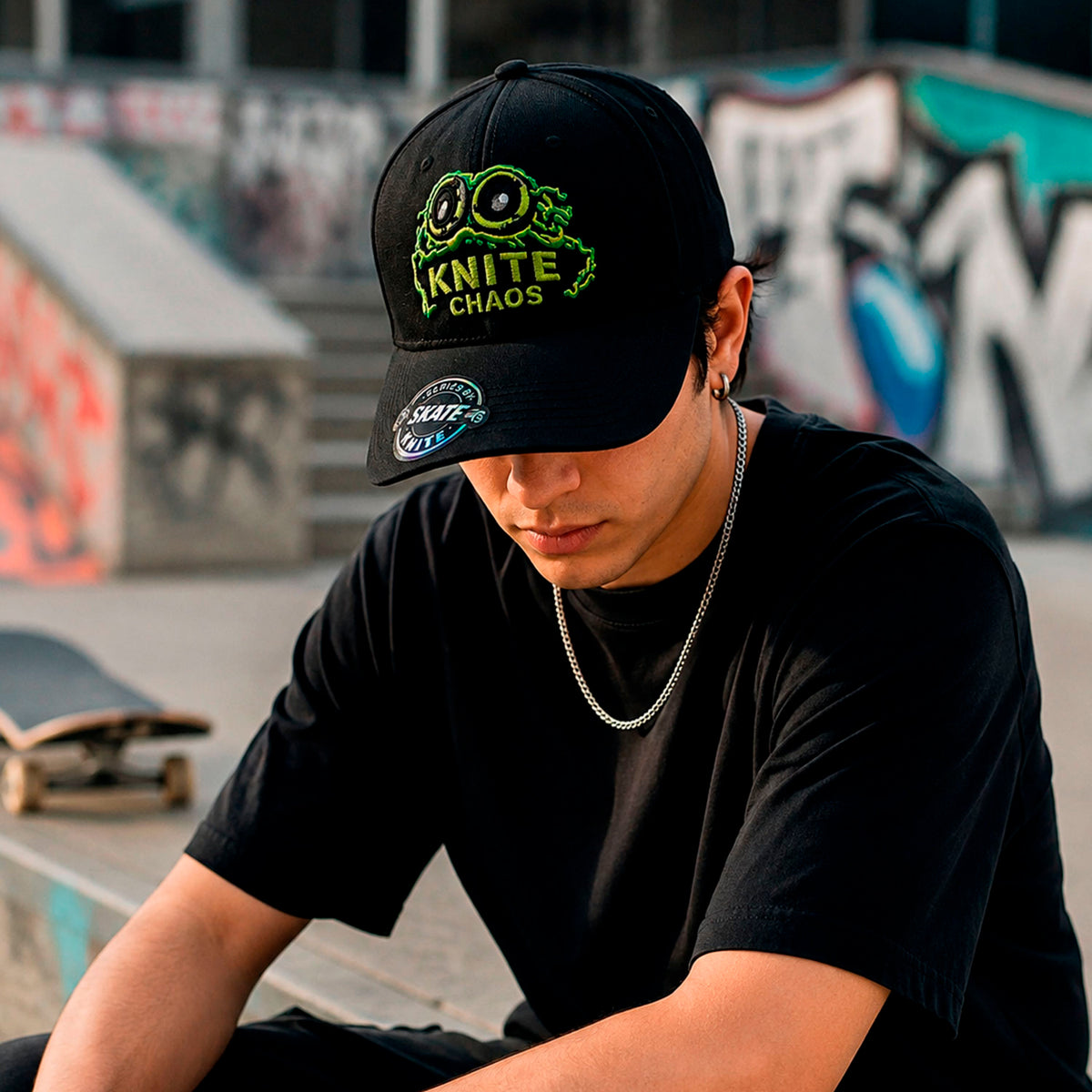 Gorra Bordada Negra Para Hombre Knite Chaos Snapback Urbana
