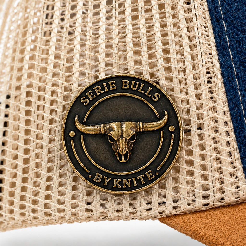 Gorra Knite Hombre Bulls Trucker Vaquero Skull gamuza