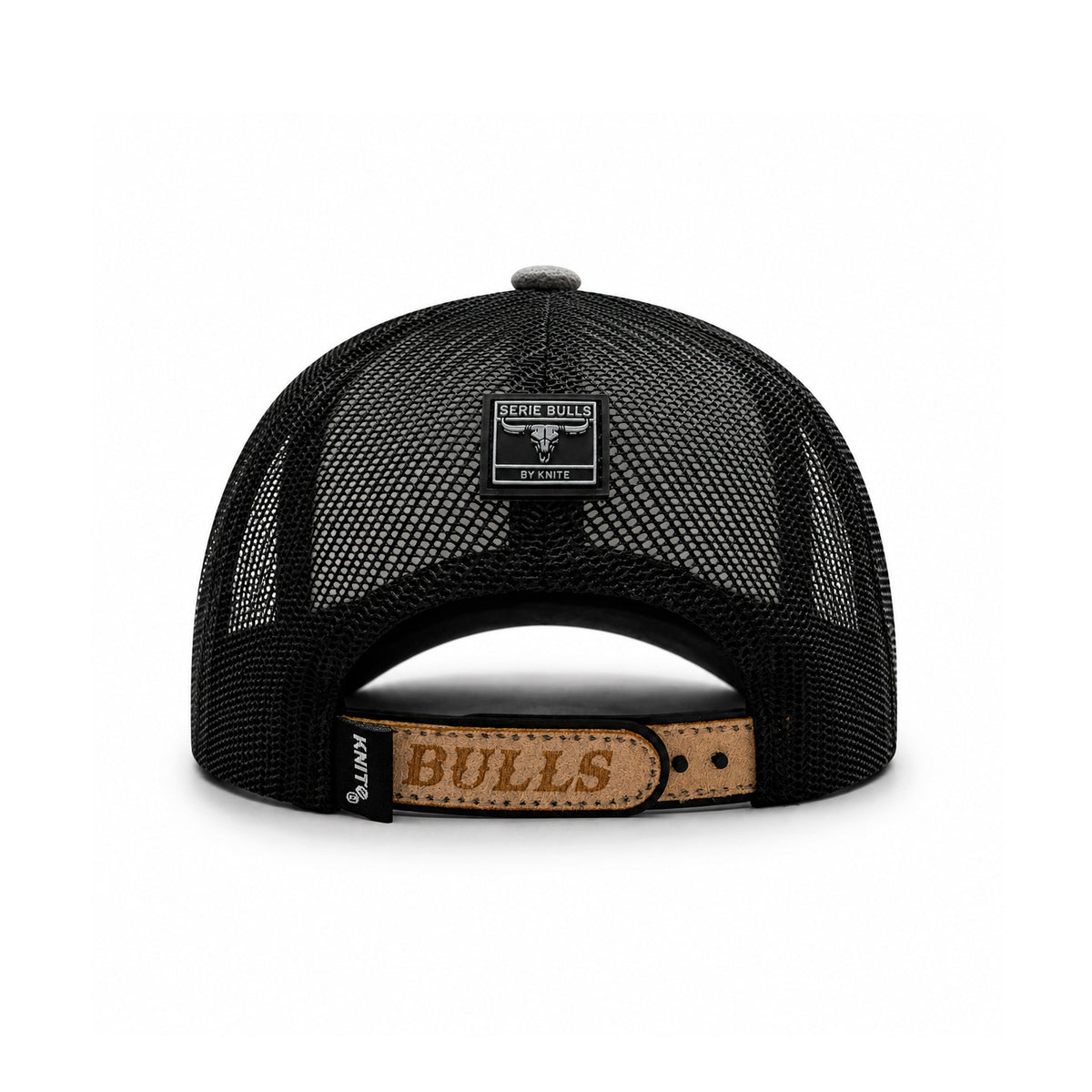 Gorra Trucker Knite Bulls Steel Ranch Cráneo Gris gamuza