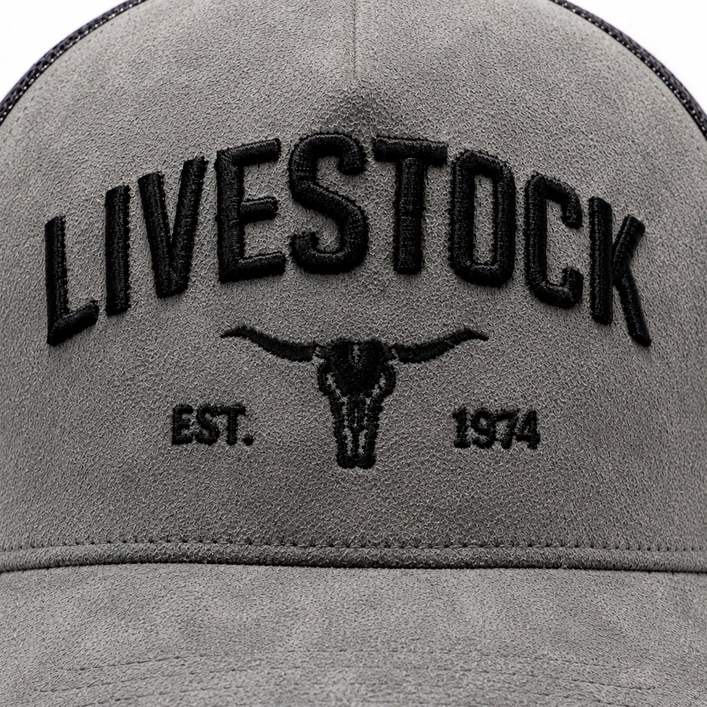 Gorra Trucker Knite Bulls Steel Ranch Cráneo Gris gamuza