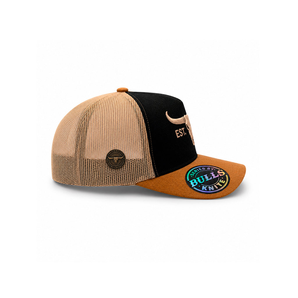 Gorra Knite Hombre Bulls Trucker Western Spirit gamuza