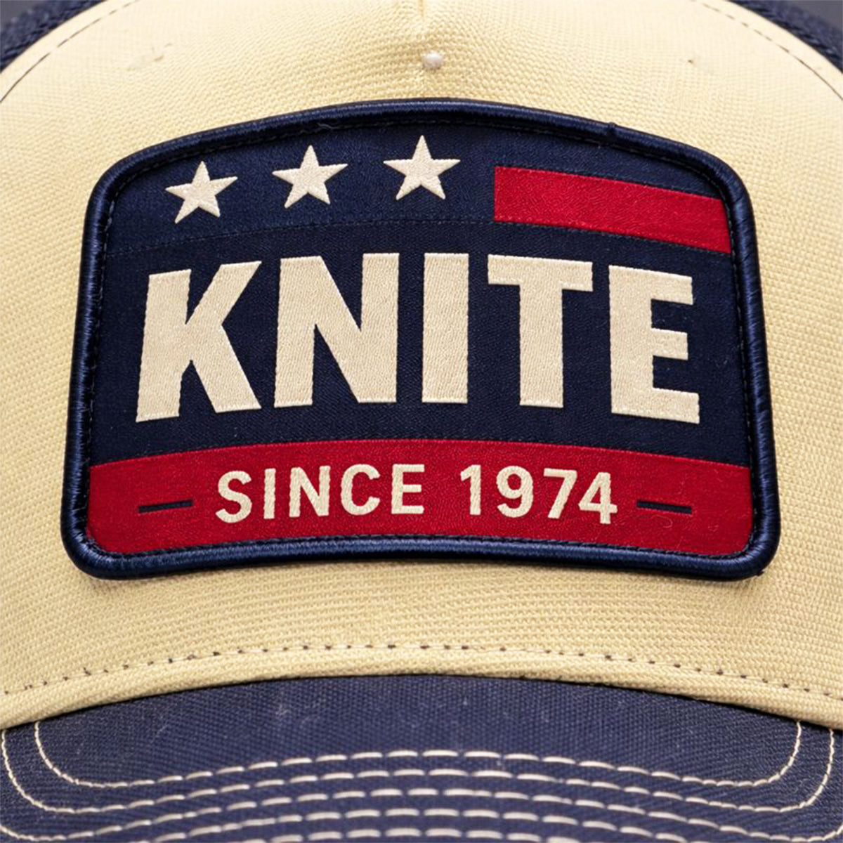 Gorra Knite Tools Three Stars Dos Lux Trucker Ajustable Vintage