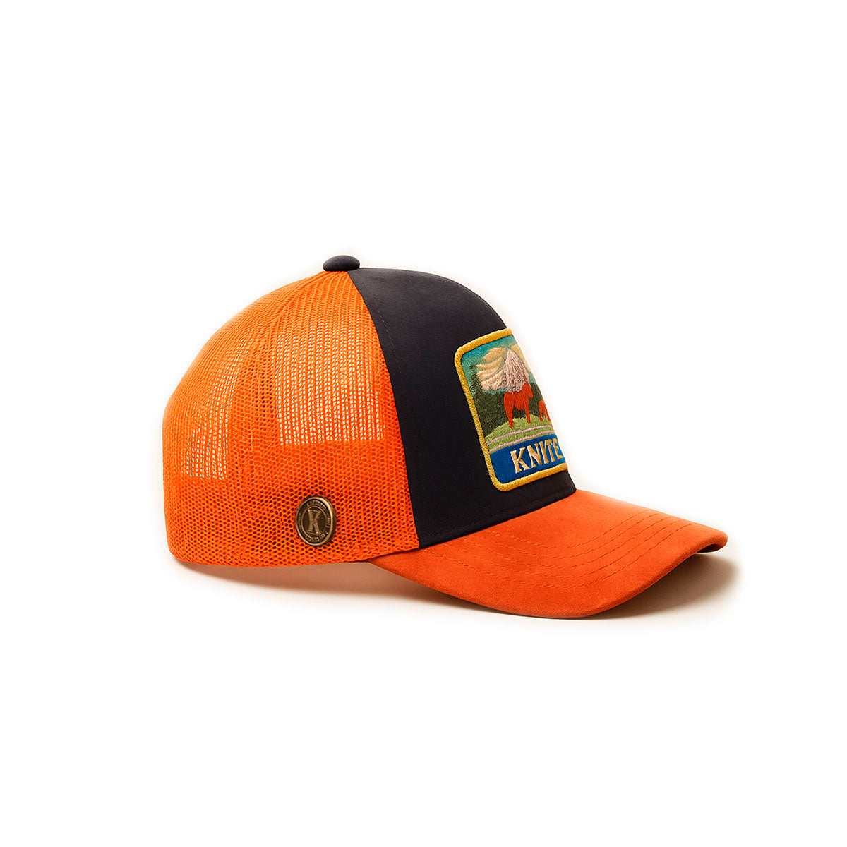 Gorra Trucker Horse Knite con Parche Bordado