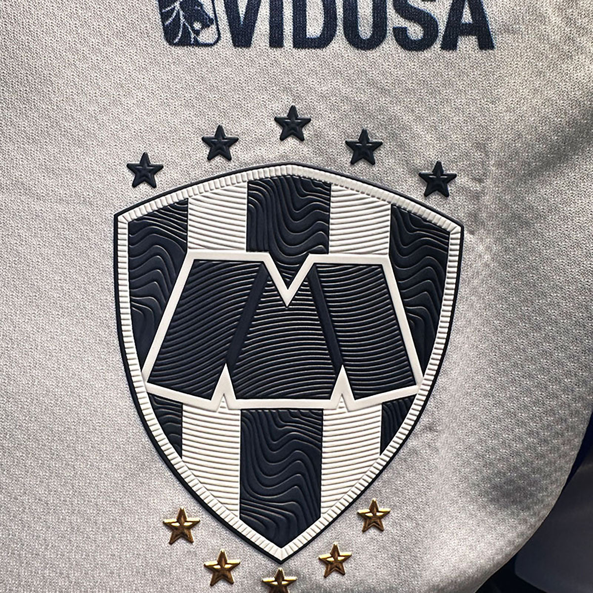 JERSEY PUMA JUGADOR MONTERREY MANGA CORTA BLANCO/AZUL TALLA XL