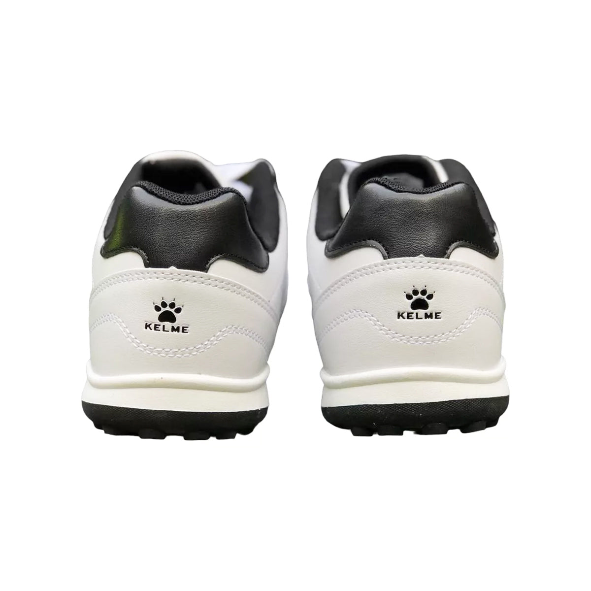 Tachones Turf Kelme para hombre fútbol rápido sintético B/N