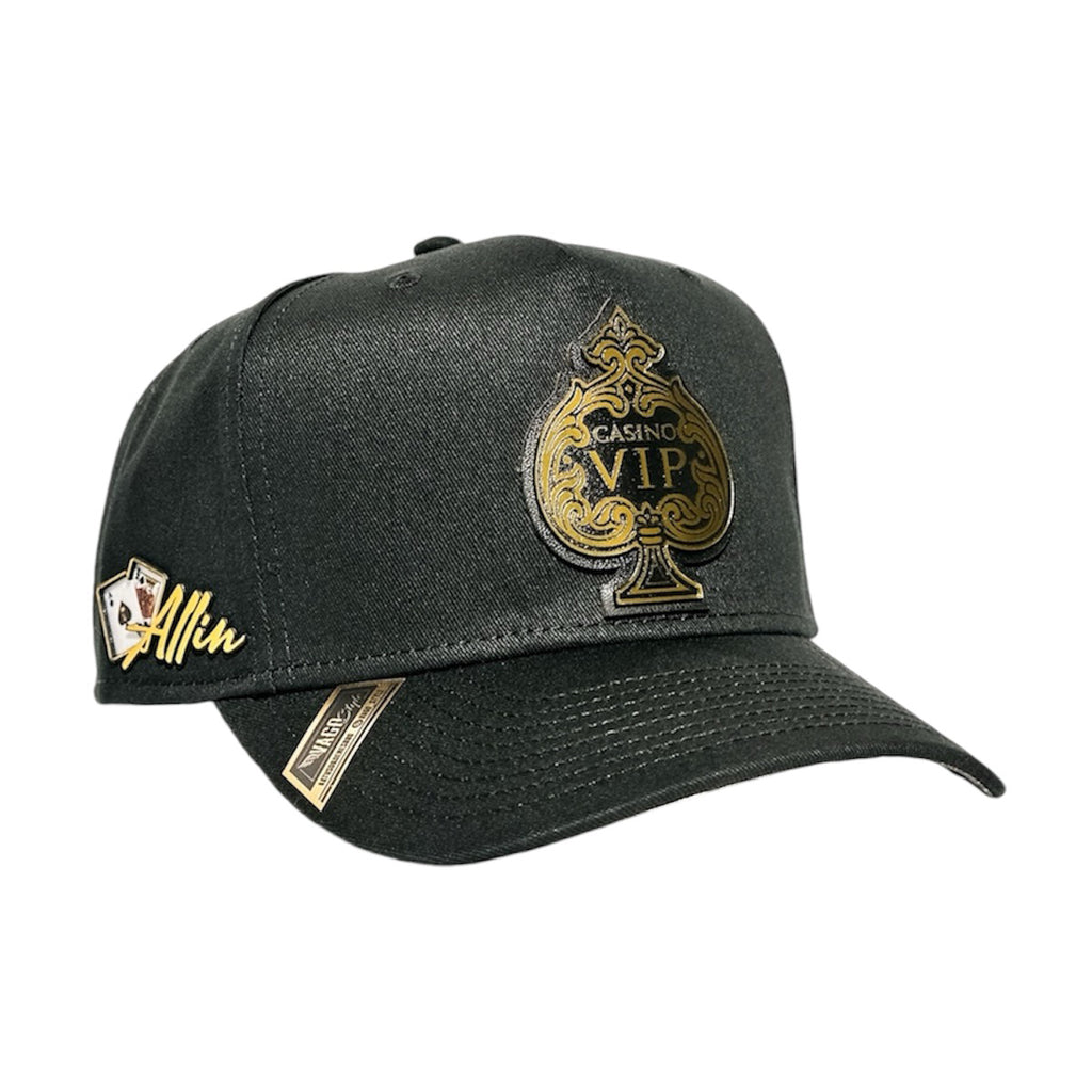 VAGO Style ALL IN Gorra Unica Artesanal Negra Ajustable con Visera Curva con Estampado Jocker Bajo V