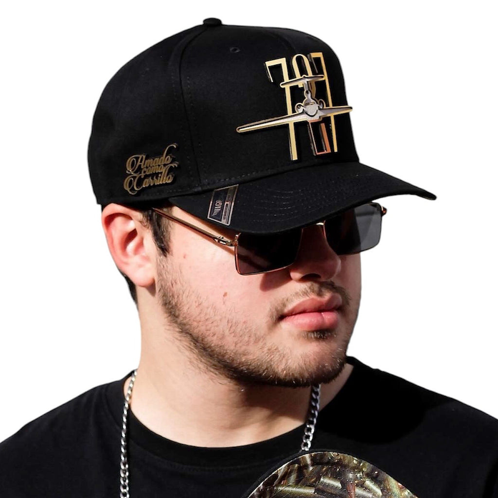 VAGO Style AMADO CARRILLO Gorra Unica Artesanal Negra Ajustable con Visera Curva con Estampado Bulle
