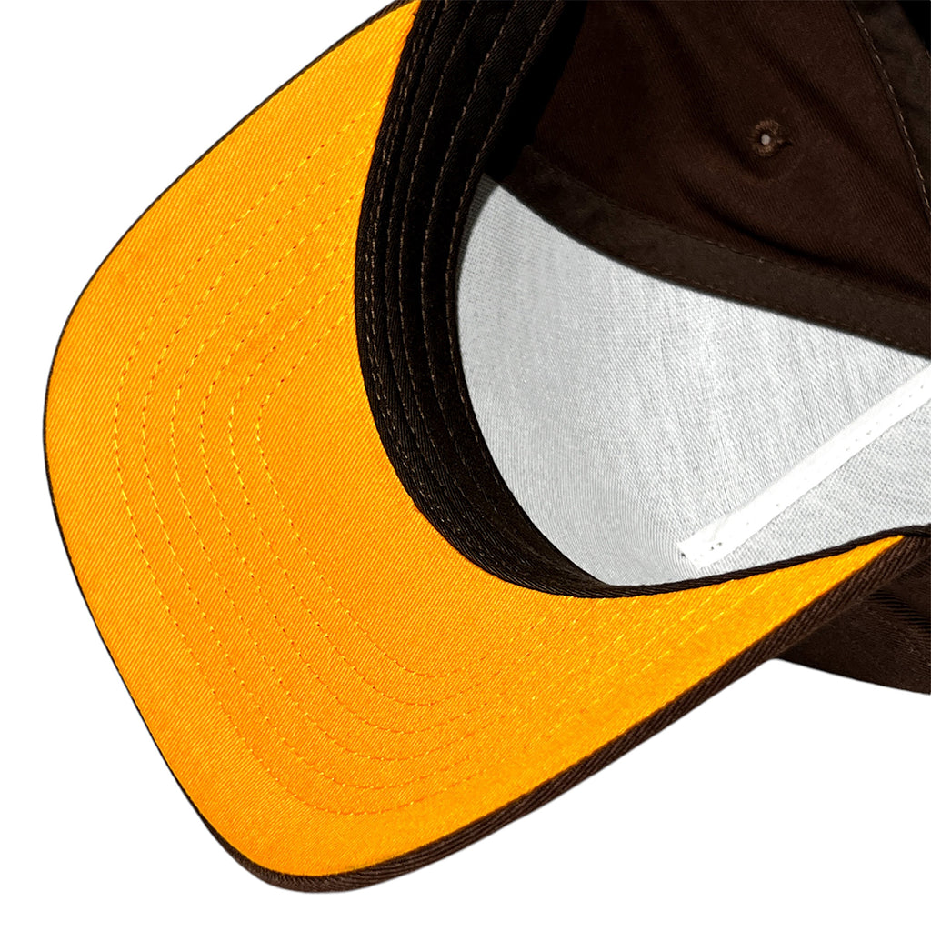 VAGO Style BALLENITA Gorra Unica Artesanal Café Ajustable con Visera Curva con Amarillo Bajo Visera-