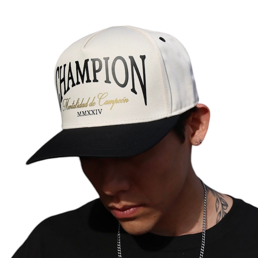 VAGO Style CHAMPION Gorra Unica Artesanal Marfil Ajustable con Visera Curva Negra-Unitalla