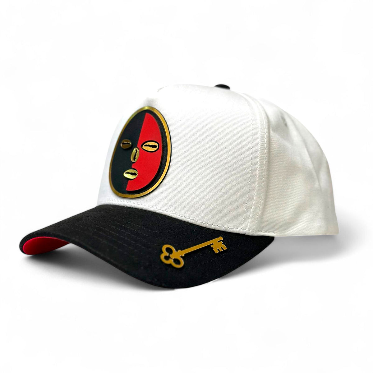VAGO Style ELEGGUA Gorra Blanca con Negro Visera Curva