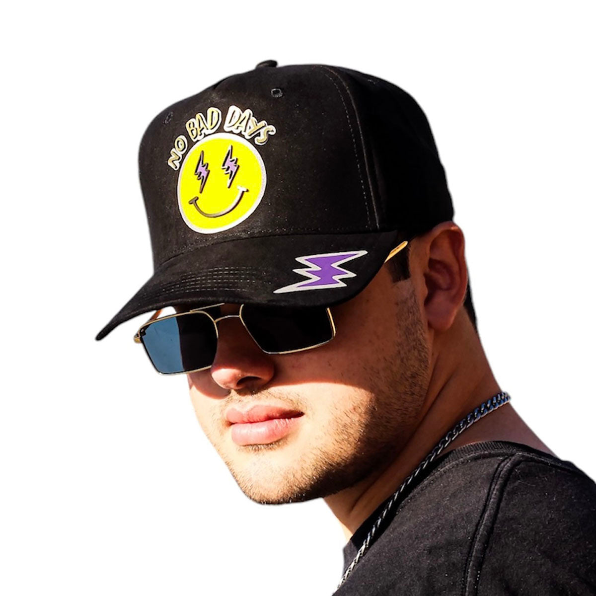 VAGO Style NO BAD DAYS Gorra Unica Artesanal Negra de Gamuza Ajustable con Visera Curva-Unitalla
