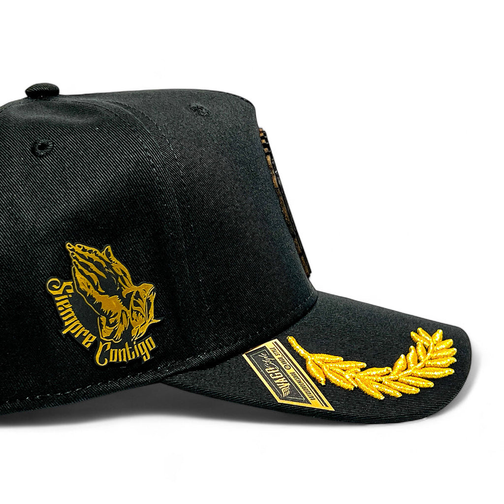 VAGO Style SAN JUDAS Gorra Unica Artesanal Negra Ajustable con Visera Curva con Laureles Dorados-Uni