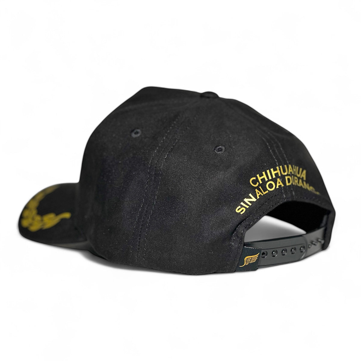 Gorra Vago Style Triángulo Dorado Snapback de Gamuza-Unitalla