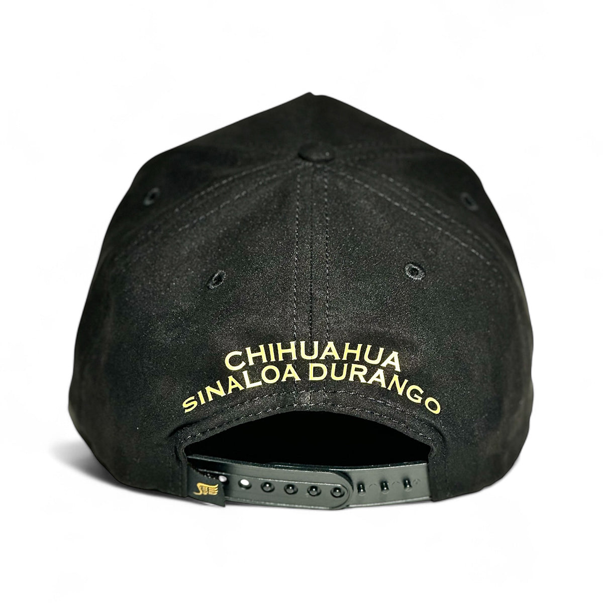 Gorra Vago Style Triángulo Dorado Snapback de Gamuza-Unitalla