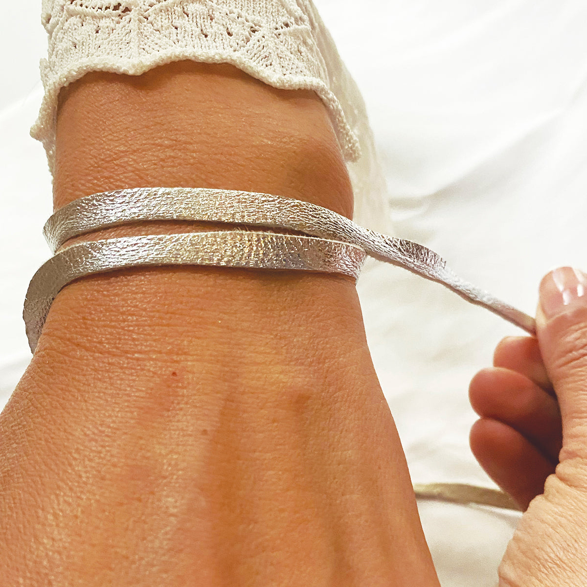 Pulsera intención varias vueltas piel Vangania unisex