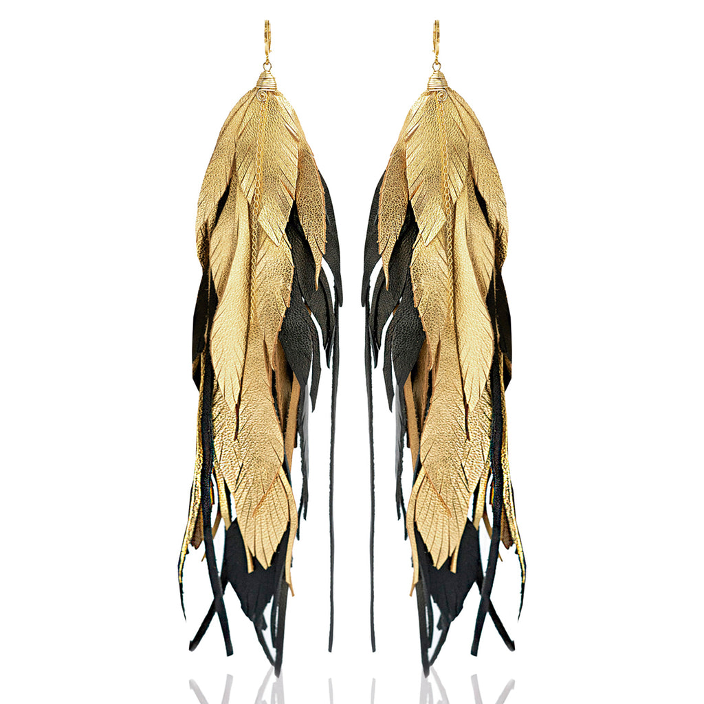Aretes pluma con perla mayorca elegantes Vangania